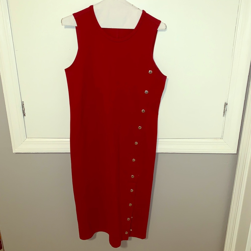 Red fitted dress with buttons